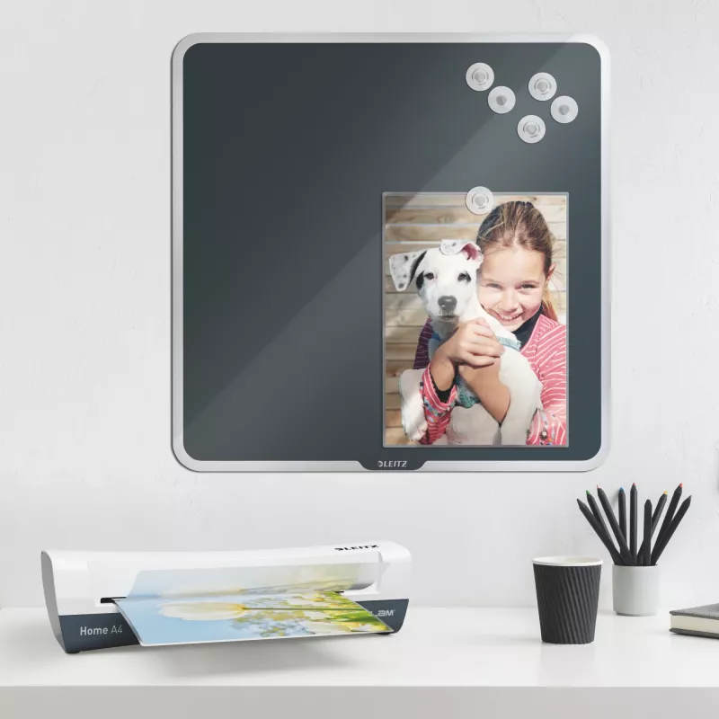 Leitz iLAM Home 4-in-1 A4 sada laminovačky, 24 cm, teplá laminovačka, 300 mm/min, 0,4 mm, A4, 100 µm