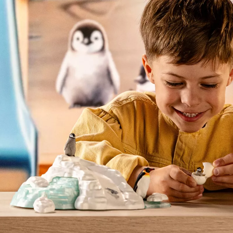 Schleich Penguin Family Fun hracia figúrka viacfarebné 42661