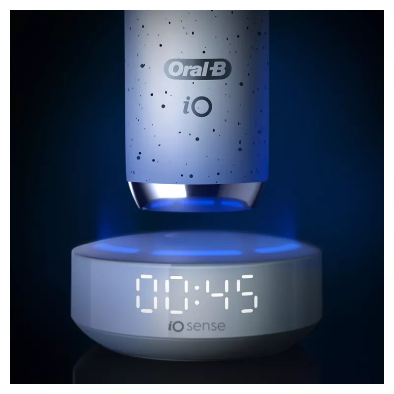 Oral-B iO Series 10 zubná kefka pre dospelých rotačno-oscilačná biela