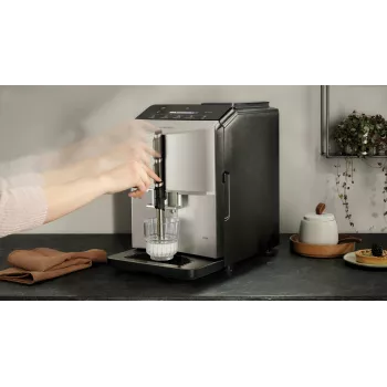 Siemens EQ.300 TF303E07 kávový automat espresovač 1,4 L