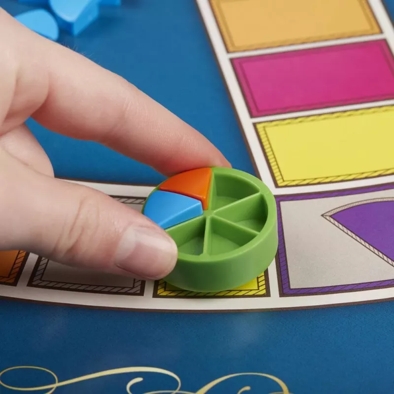 Hasbro Gaming Trivial Pursuit Hra: Classic Edition spoločenská hra vzdelávacia hra