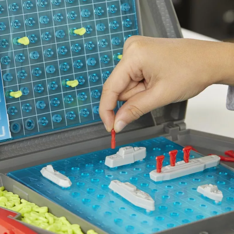 Spoločenská hra Hasbro Gaming Battleship Classic Edition stratégia od 7 rokov