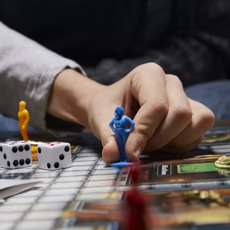 Spoločenská hra Hasbro Gaming Cluedo Detective 8+ 45 min