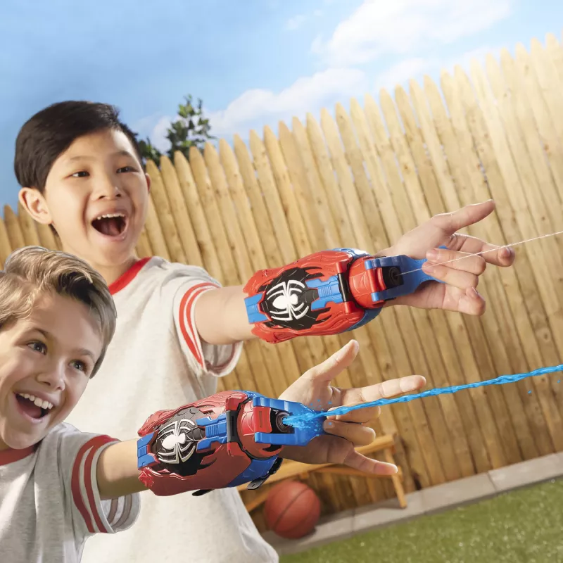Hračkárska rukavica-blaster Marvel Spider-Man Real Webs Ultimate Web Blaster