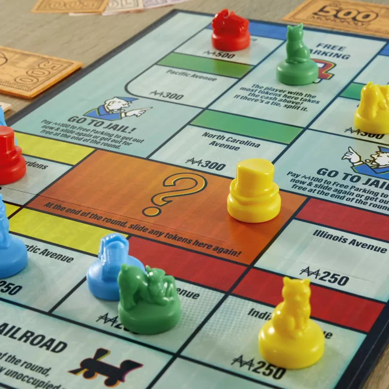 Monopoly Knockout rodinná hra, rýchle spoločenské hry pre vek 8+, 2–8 hráčov, 20 min.