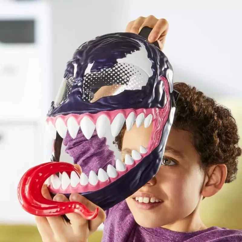 Hračkársky rukavicový blaster Hasbro Marvel Spider-Man Venom Strike Blaster fialová