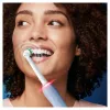Oral-B Pro 3 3000 Cross rotačno-oscilačná zubná kefka pre dospelých modrá