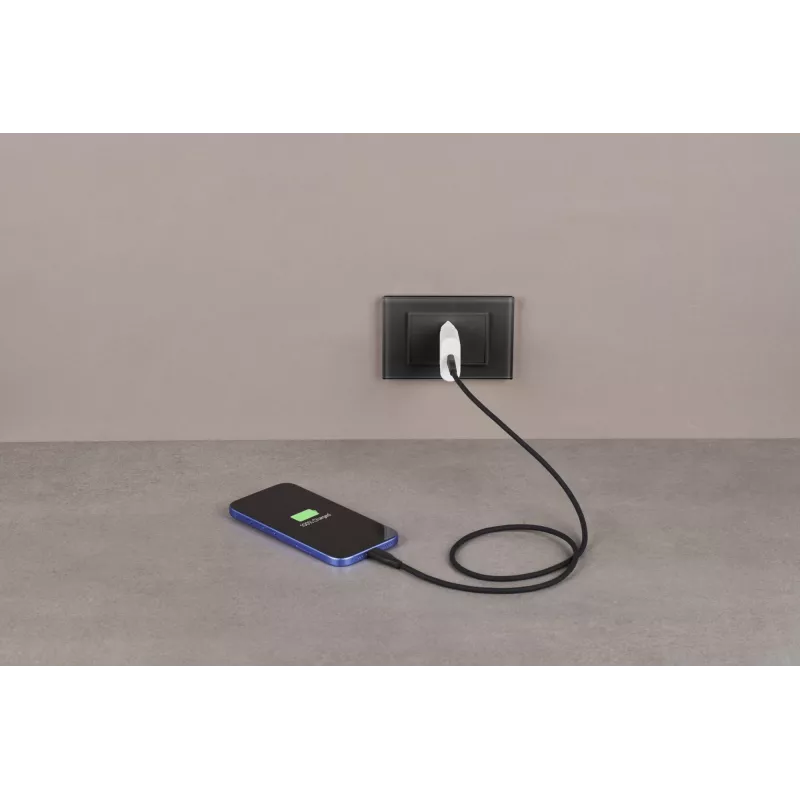 Cellularline GAN nástenná nabíjačka USB-C 30W PD USB-C 30W PD nástenná nabíjačka s technológiou GaN
