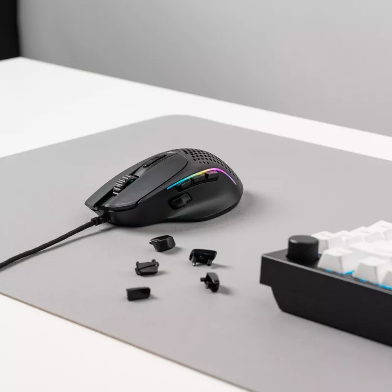Glorious Gaming Glorious Model I2 Wired – biela, pravá ruka, optický, USB Type-A, 26000 DPI, biela