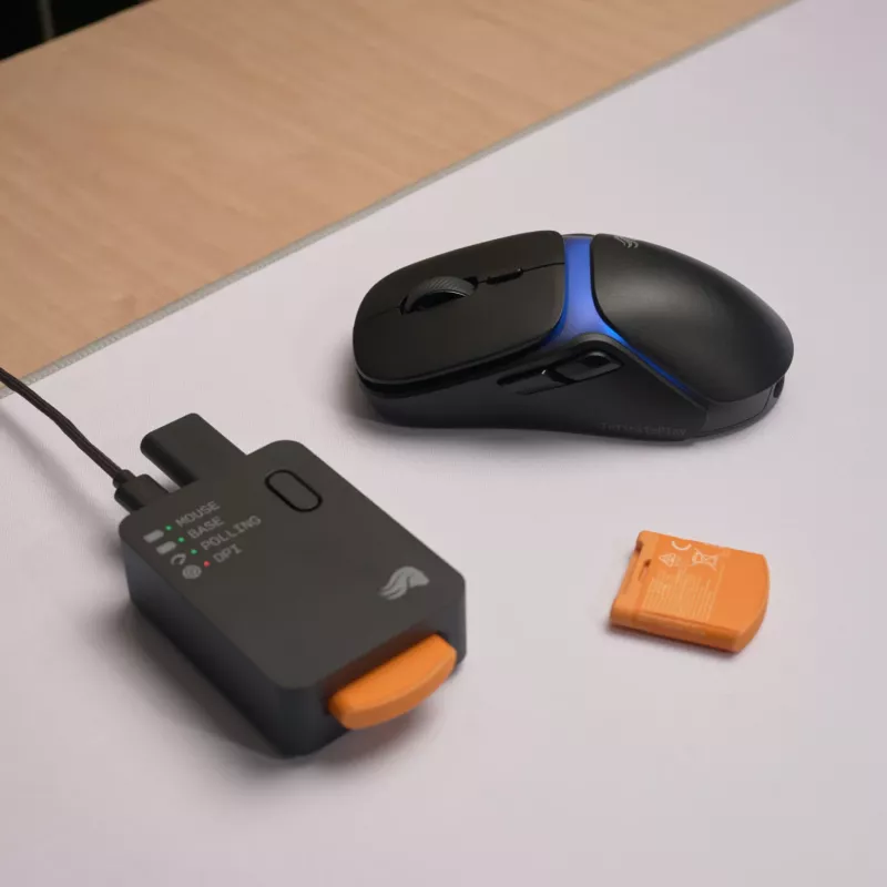 Glorious Gaming Model O3 Wireless herná myš – InfinitePlay vymeniteľný systém batérií, 8k polling, optické spínače so 130 miliónmi kliknutí, ultralehká 66 g, optický 30K-DPI senzor, RGB – čierna