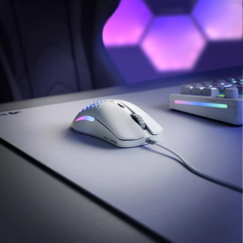 Glorious Gaming Model O Eternal myš pravá ruka USB Type-A optická 12000 DPI