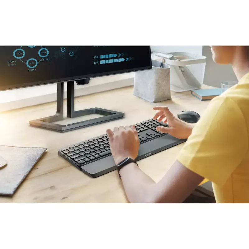 Philips 6000 series SPT6607B/31 klávesnica myš súčasťou univerzálna RF bezdrôtová + Bluetooth čierna