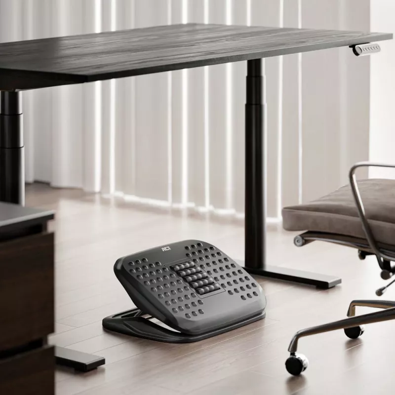 ACT ergonomická výškovo nastaviteľná podnožka s masážnymi valčekmi