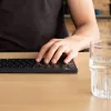 Ergonomická klávesnica R-Go Tools R-Go Compact Break, kompaktná klávesnica so softvérom na prestávky, AZERTY (FR), Bluetooth, čierna