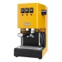 Espresovač Gaggia Classic Evo E24 — kompaktný espresovač pre domácnosť, žltý