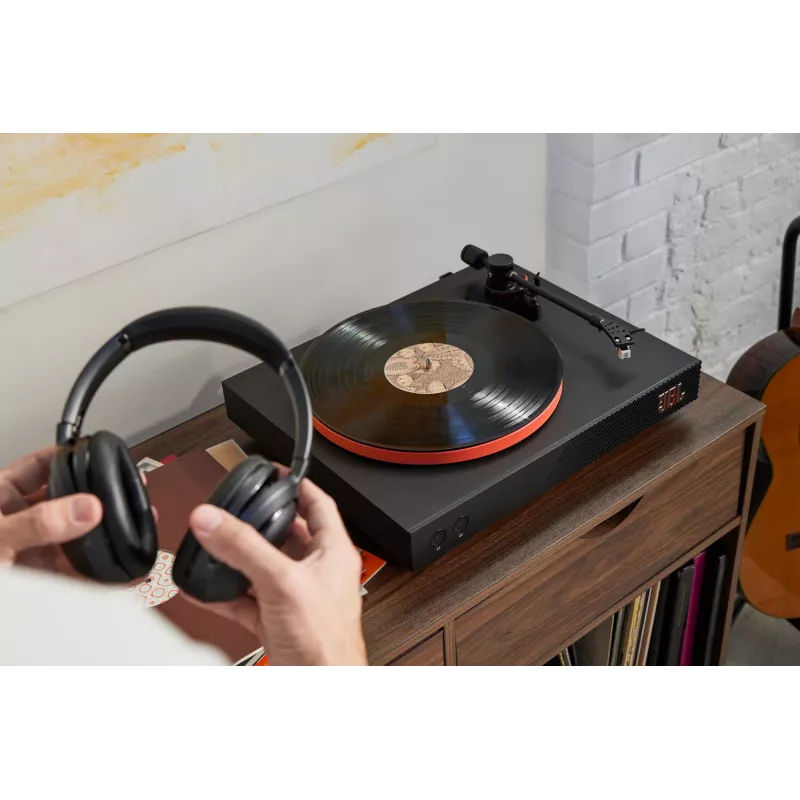 JBL Spinner BT remeňom poháňaný audio gramofón čierny, oranžový
