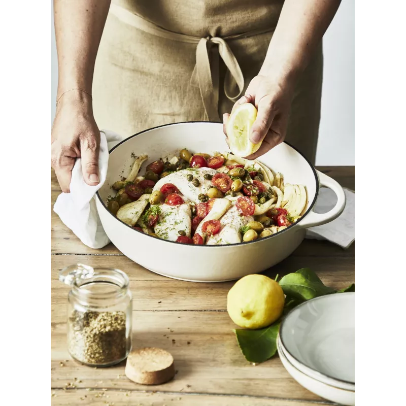Tefal liatinová servírovacia panvica LOV E25972, okrúhla 3,8 l, 28 cm, béžová
