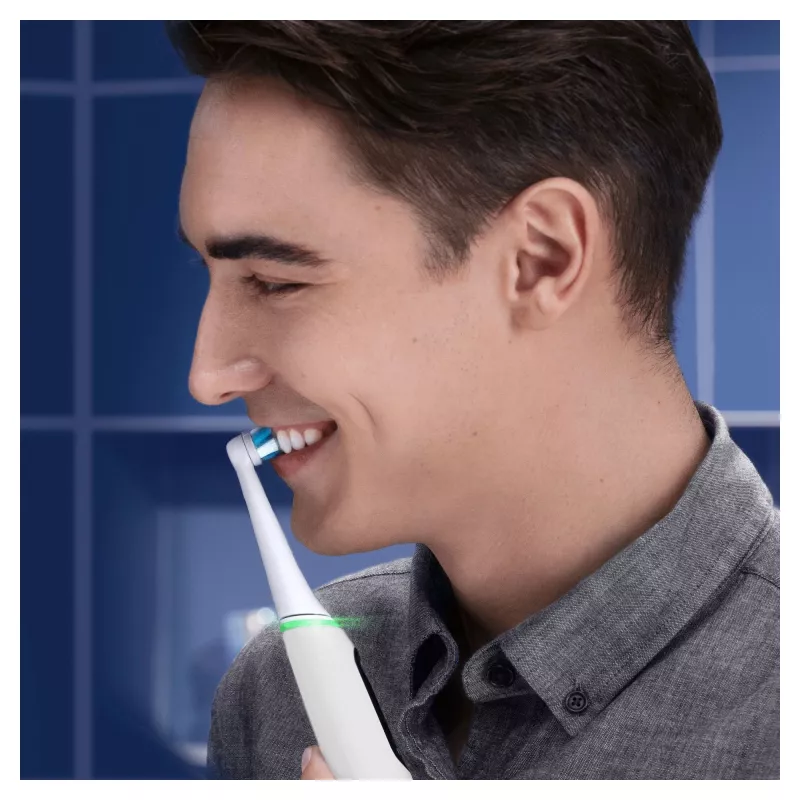 Oral-B iO 80351523 elektrická zubná kefka dospelí vibračná zubná kefka čierna, modrá