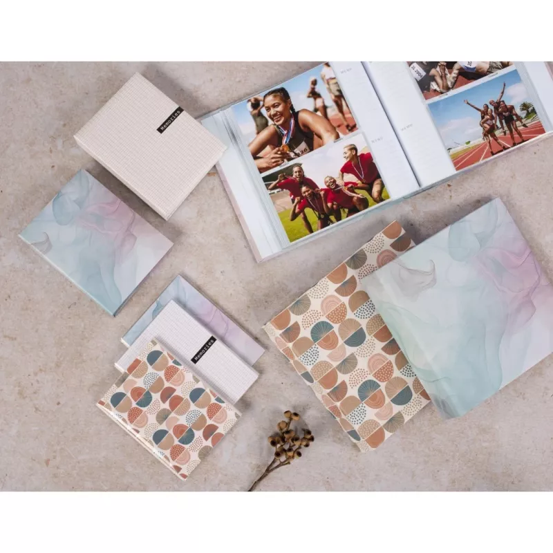 Fotoalbum Hama Designline II viacfarebný 100 listov 10 x 15 cm