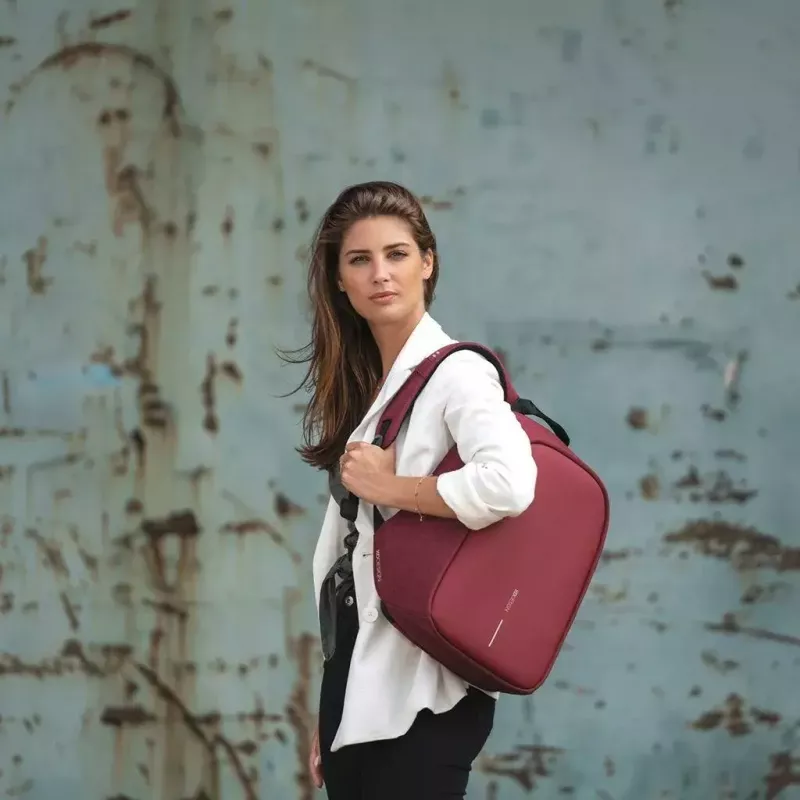 Batoh XDDESIGN Bobby Hero Small — proti krádeži chránený vodoodpudivý každodenný batoh, kompaktná veľkosť