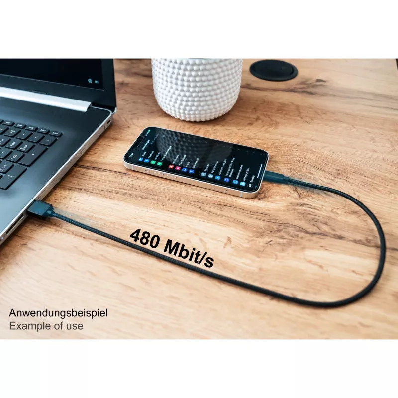 Good Connections USB 2.0 nabíjací a dátový kábel pre iPhone/iPad/iPod USB-A samec na Lightning - kvalitne spracovaný a oficiálne od Apple ze