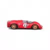 Model superauta Bburago Ferrari 330 P4 Daytona, predmontovaný v mierke 1:24