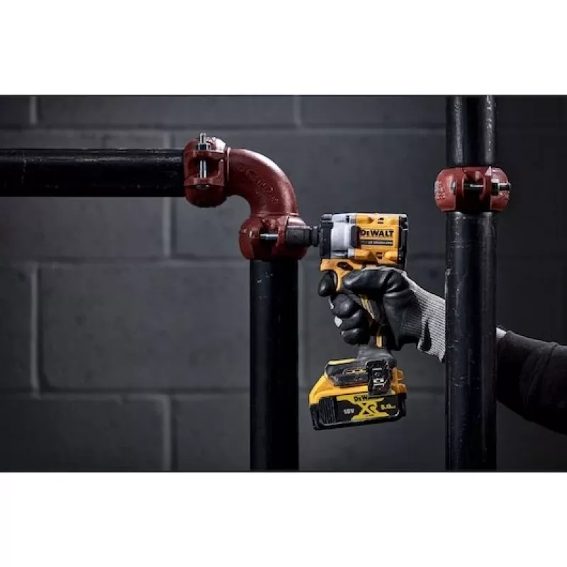 DeWALT DCF922P2T-QW rázový uťahovák 1/2 2500 RPM 610 N⋅m čierna, žltá 415 W 18 V