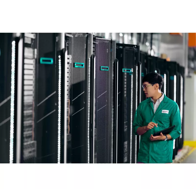 HPE ProLiant DL380 Gen11 8SFF na Retimer/P-kontrolér káblová sada