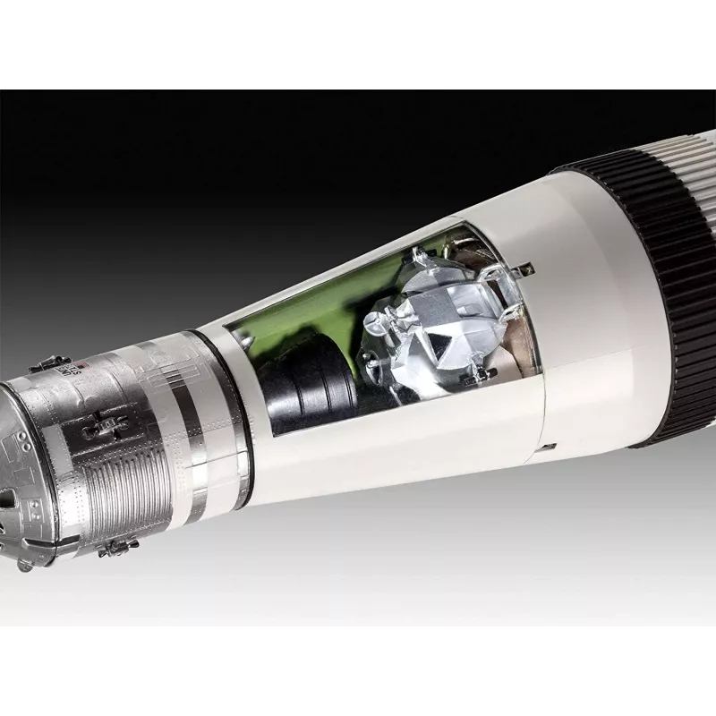 Plastový model pristátie na Mesiaci 1/96 Apollo 11 Saturn V