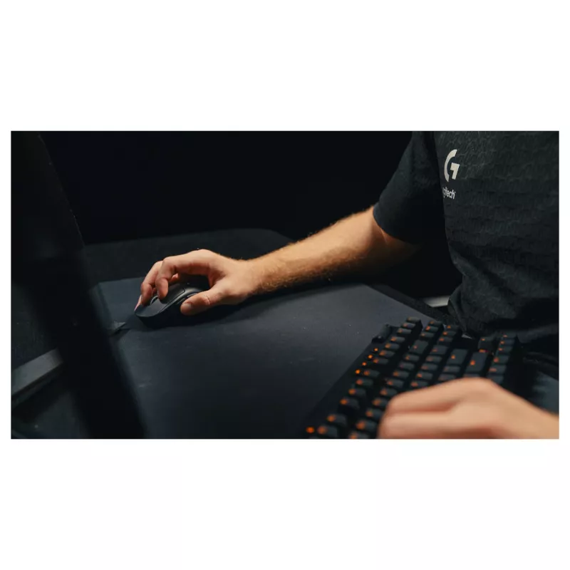 Myš Logitech G 910-007374 pre pravákov RF Wireless optická 44.000 DPI 1 ms 5 tlačidiel purpurová