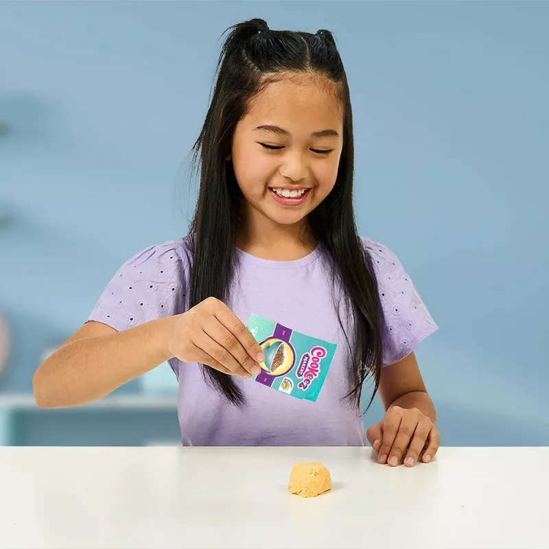 Kreatívna sada Cobi Cookeez Makery – pečené sušienky, DIY zdobenie sušienok a hracia sada