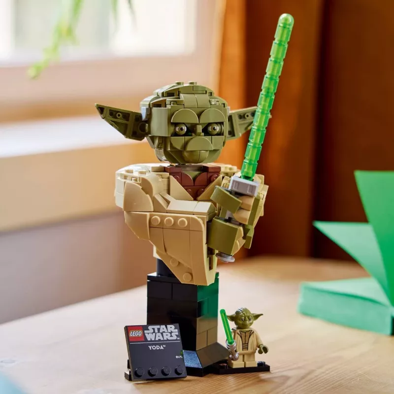 LEGO Star Wars 75438 busta Yodu