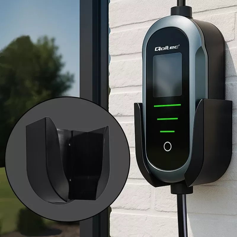 Nástenná nabíjačka pre elektromobil QOLTEC 7 kW 230V CEE 32A s Wi‑Fi a LCD (model 52721)