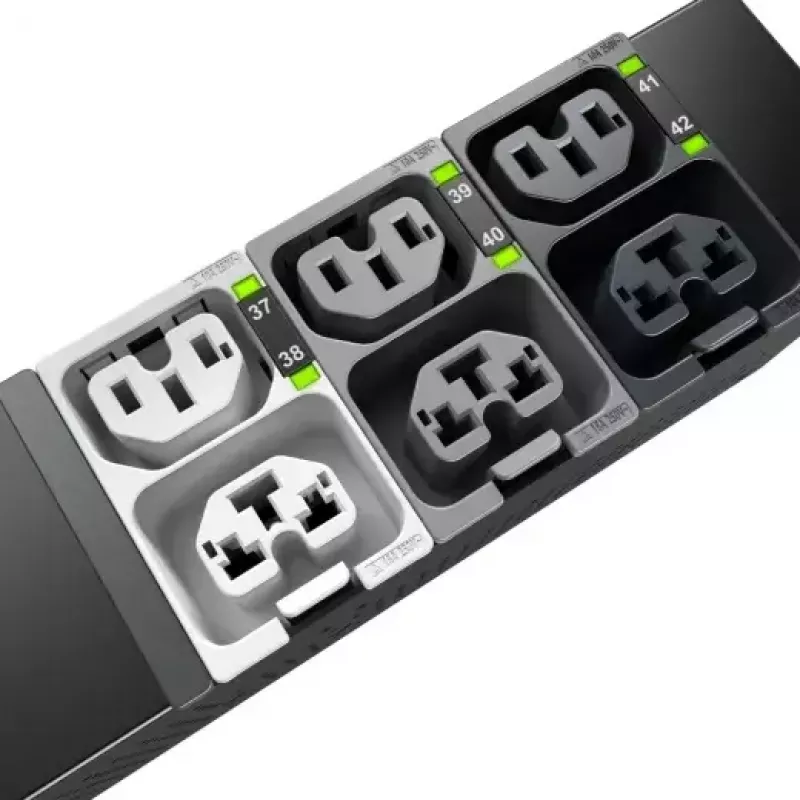 PDU APC NetShelter Rack Advanced 48 AC zásuviek 0U čierny