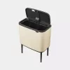 Brabantia Bo Touch Bin 33 L 3 koše béžová šírka 540 mm hĺbka 312 mm výška 680 mm