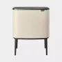 Brabantia Bo Touch Bin 33 L 3 koše béžová šírka 540 mm hĺbka 312 mm výška 680 mm
