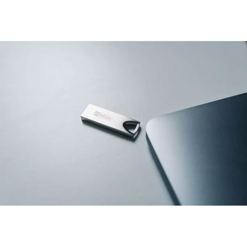 MyMedia MyAlu USB 3.2 Gen 1 USB kľúč 16 GB USB Type-A 3.2 Gen 1 (3.1 Gen 1) strieborná