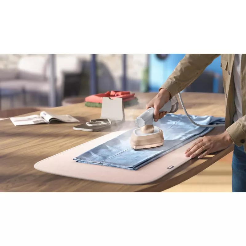 Philips GC213/10 parná žehlička 1800 W s parným rázom 90 g/min, 2,5 m kábel, vrátane StyleMat