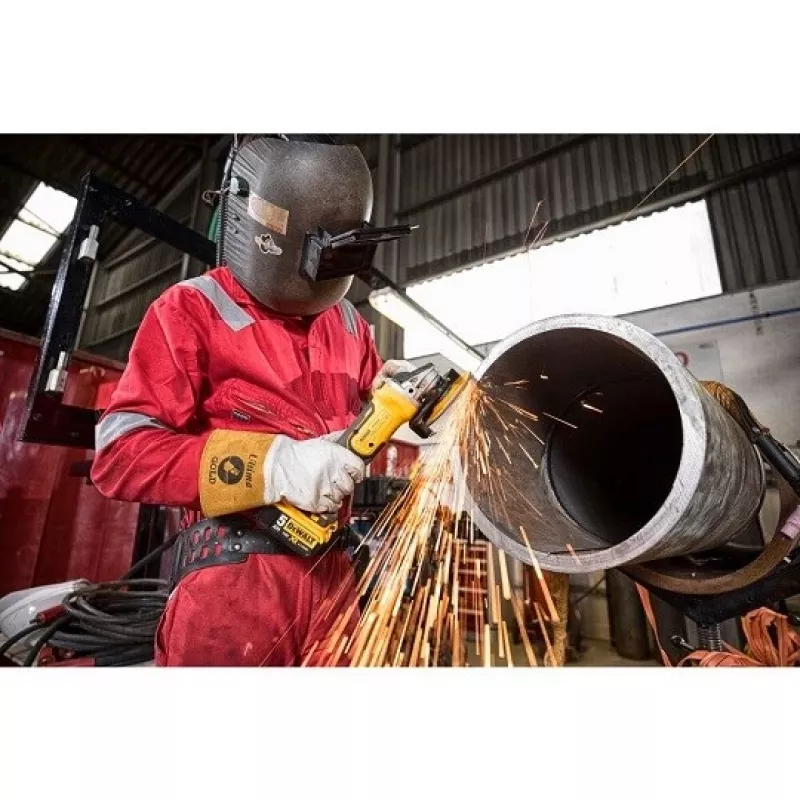 DeWalt DCK2026P2T-QW kombi sada DCD805 + DCG405, 18 V XR 2×5,0 Ah čierna, žltá