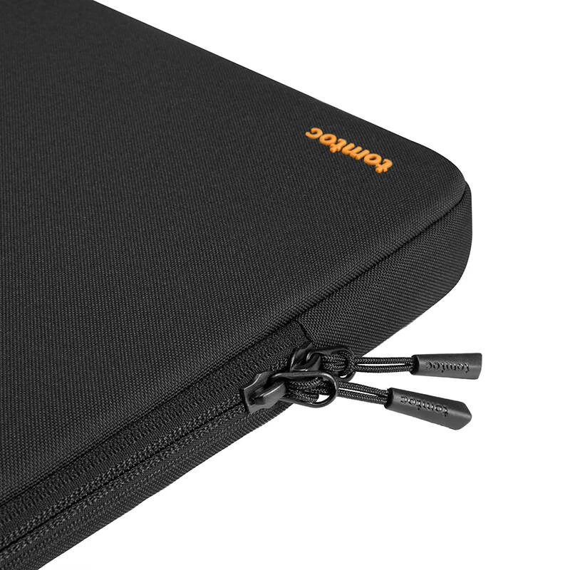 Puzdro na notebook Tomtoc Defender-A13 pre 13,3 inch zariadenia, model A13E3D1, vystlané ochranné puzdro