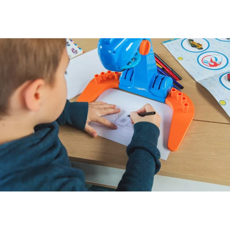Projektorová maľovacia školská sada Hot Wheels
