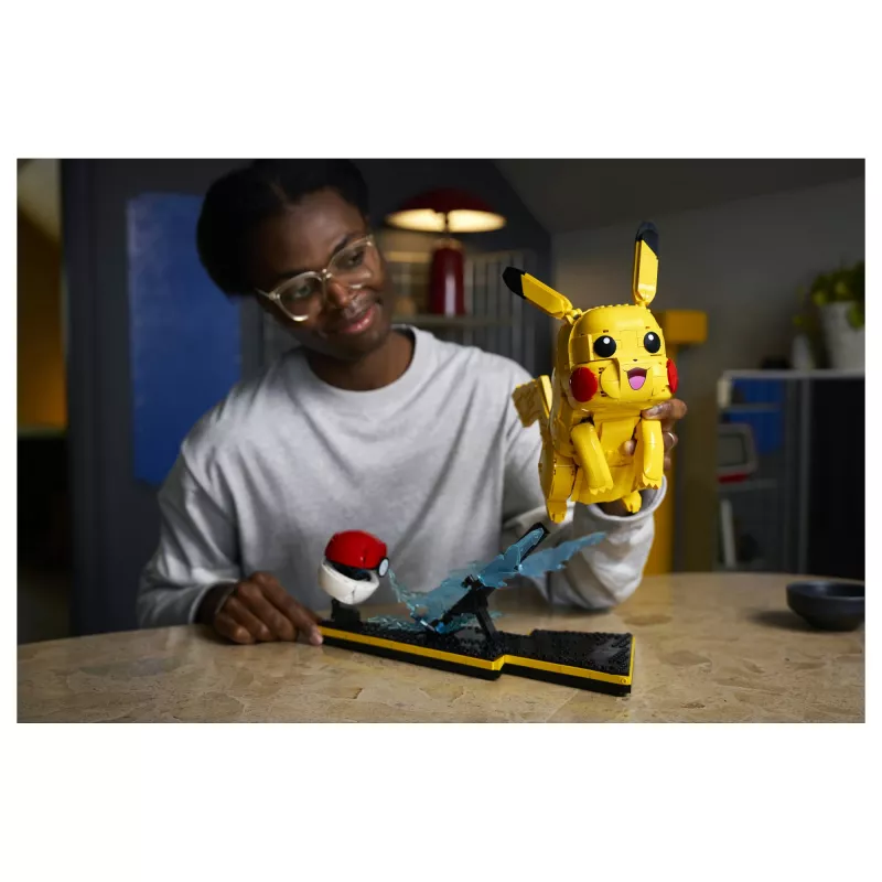 72152 Pokémon Pikachu a Pokéball
