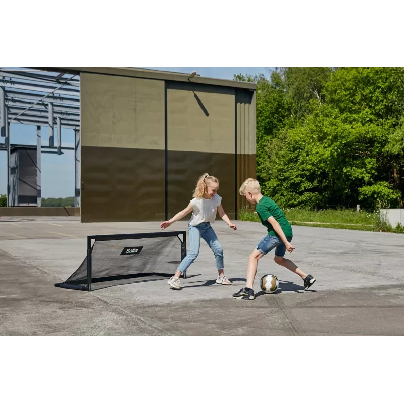Detské samostatne stojace trampolíny Salta Techniq — model 5121, polyetylén/PVC/oceľ, farba rámu čierna