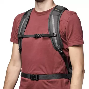 Batoh Lowepro Flipside Backpack 300 AW III čierny 13 inch