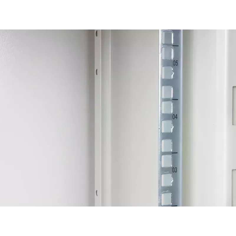 Nástenný rack Alcasa GC-R0100