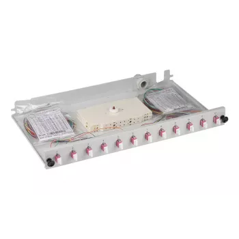 Patch panel EFB Elektronik B71901L48OM4 1U LC OM4 sivý