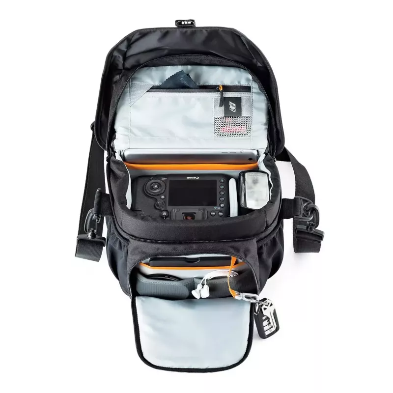 Taška cez rameno Lowepro Nova 170 AW II