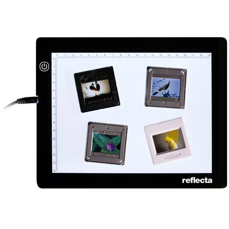Jednoduchý fotorámik Reflecta LED Light Pad A5 super tenký čierny 19x14 cm