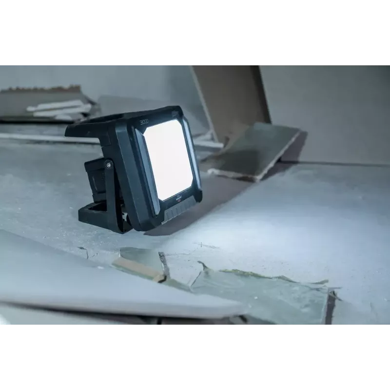 Voľne stojace pracovné svietidlo Brennenstuhl Multi batéria 27 W LED 3150 lm čierna