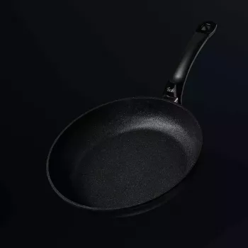 Univerzálna panvica Fissler Adamant Classic okrúhla 24 cm čierna